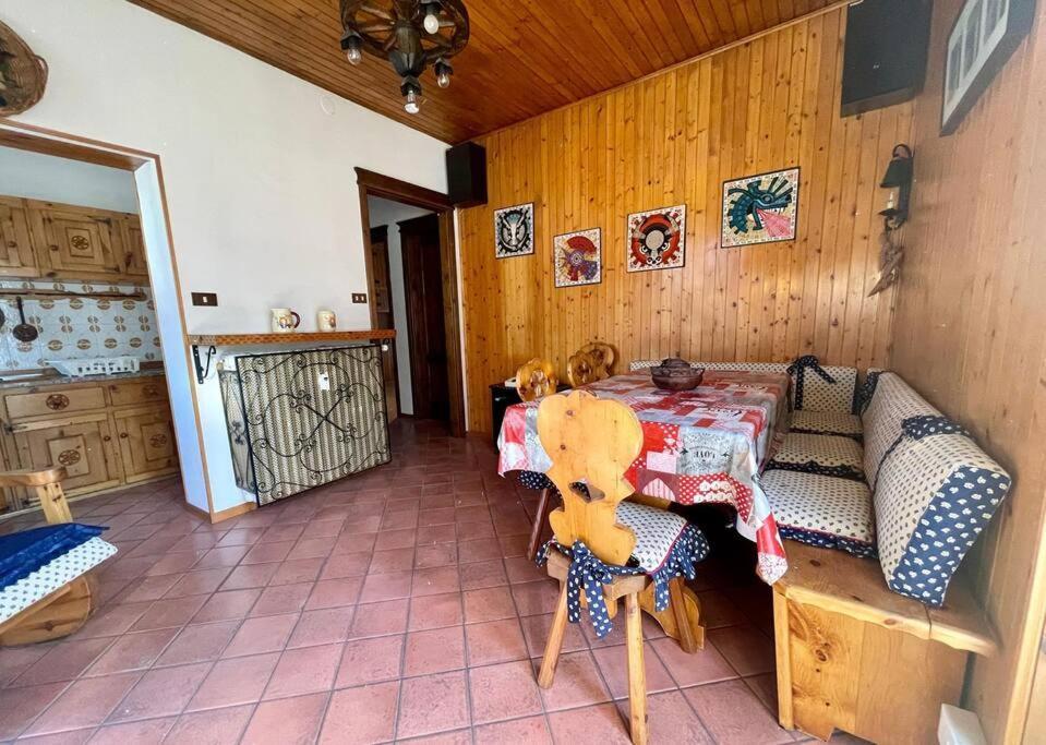 Rustic House Aosta Apartment Exterior foto